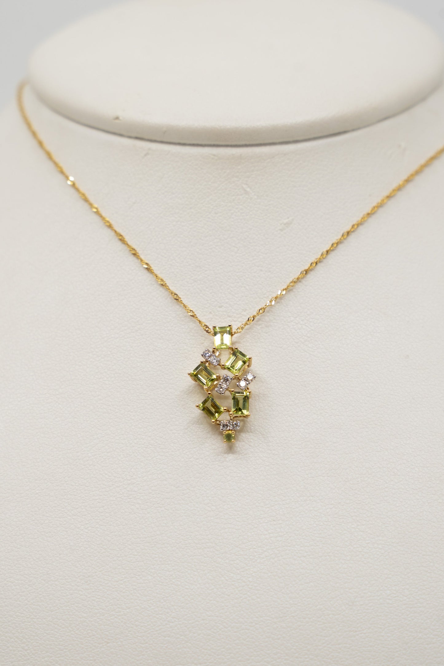 1.30 Carat Peridot & Diamond Pendant