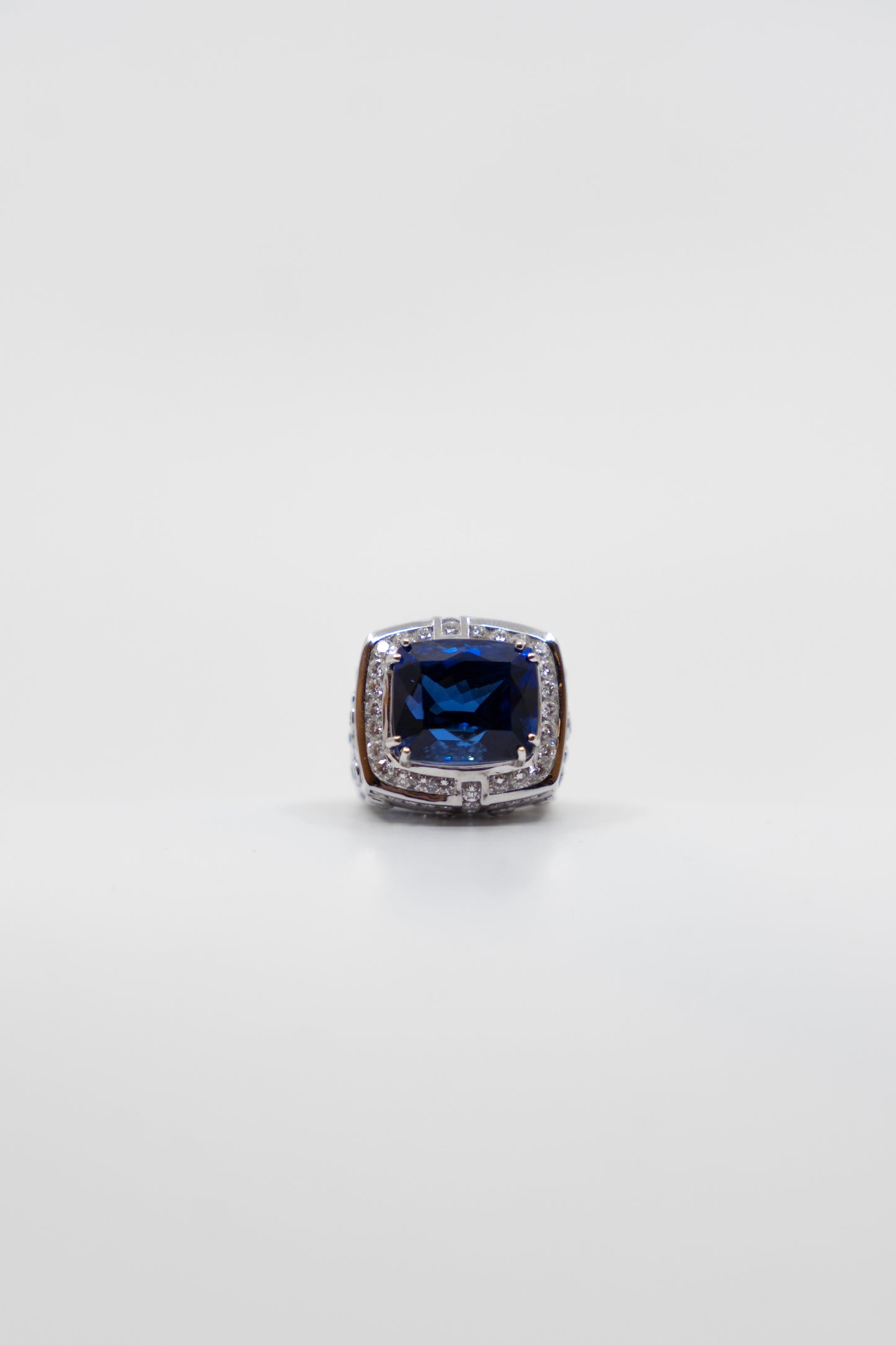 Royal Gallery Tanzanite & Diamond Ring