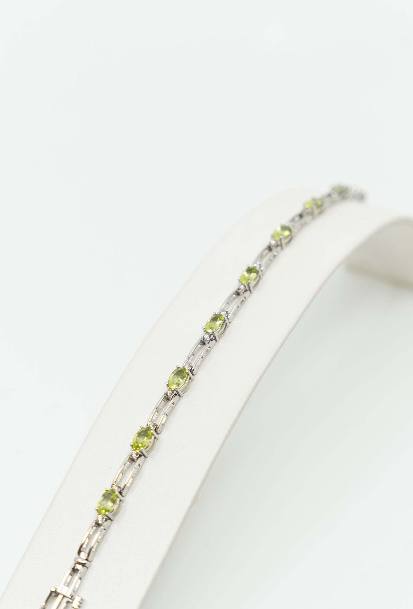 Peridot & Diamond Open Link Bracelet