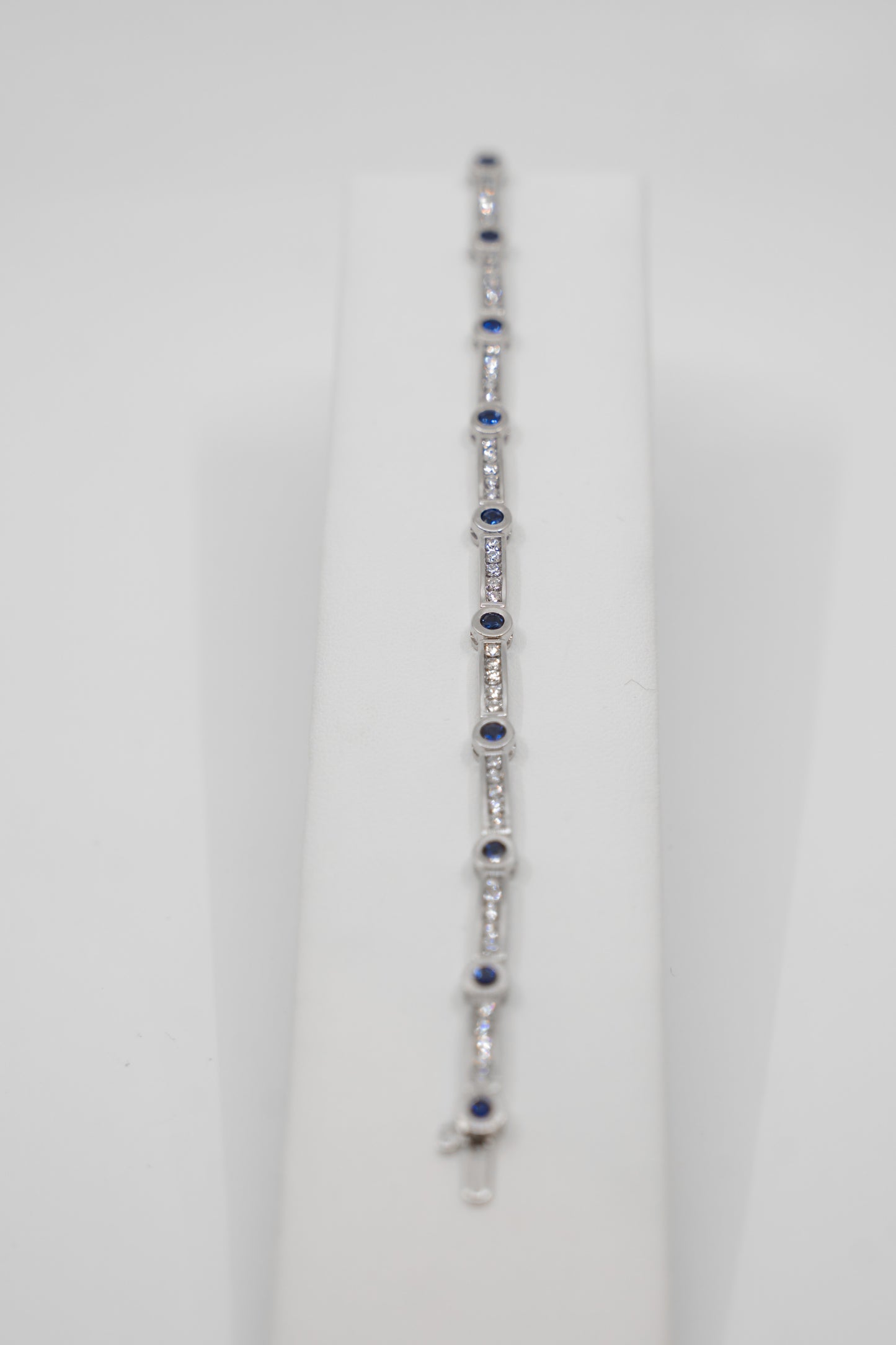 Mixed Setting Sapphire Bracelet