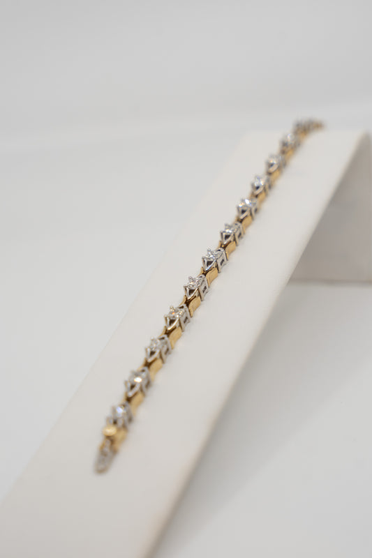 Elegant Diamond Tennis Bracelet