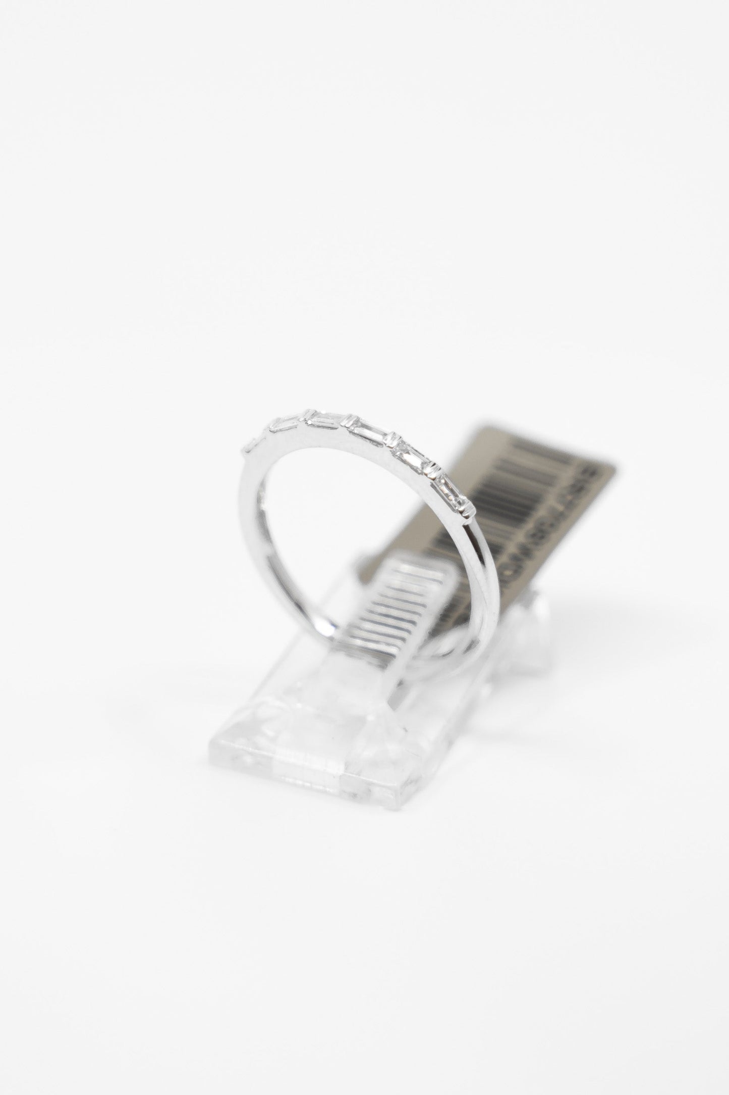Horizontal Baguette Cut Diamond Band