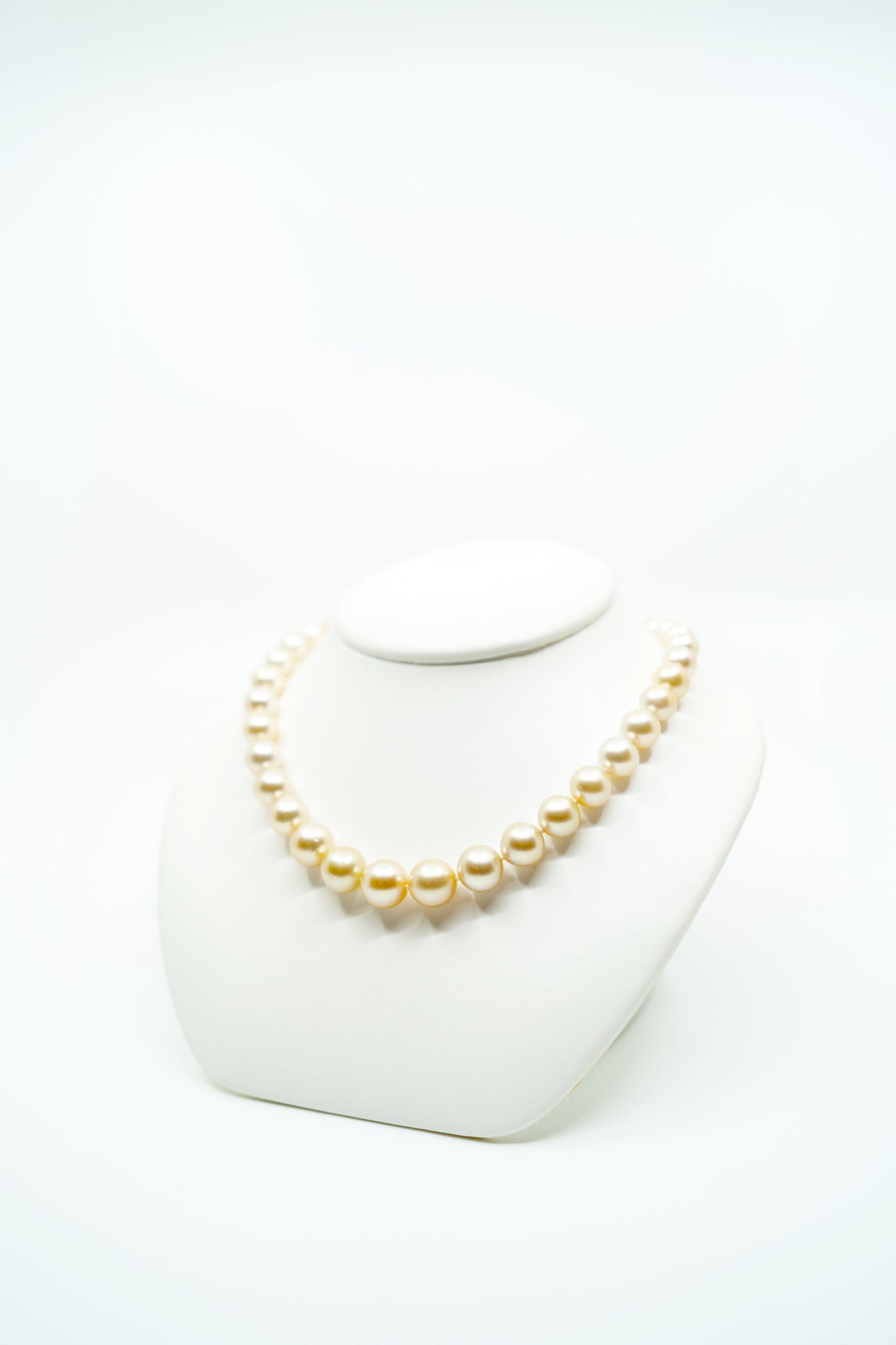 South Sea Pearl Strand