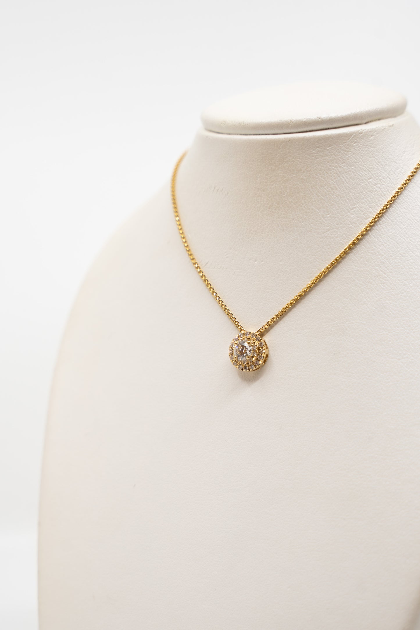 0.60 Carat Diamond Necklace