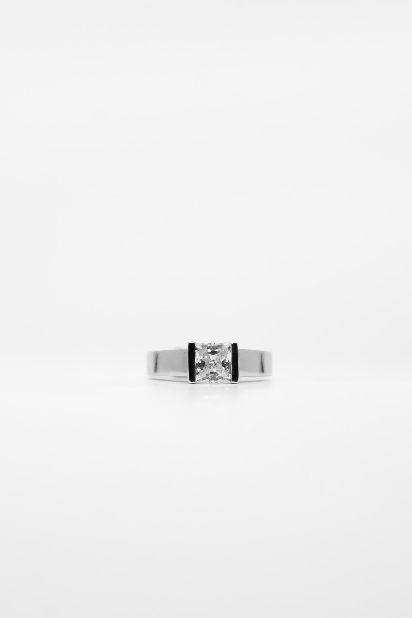 Bar Setting Diamond Ring