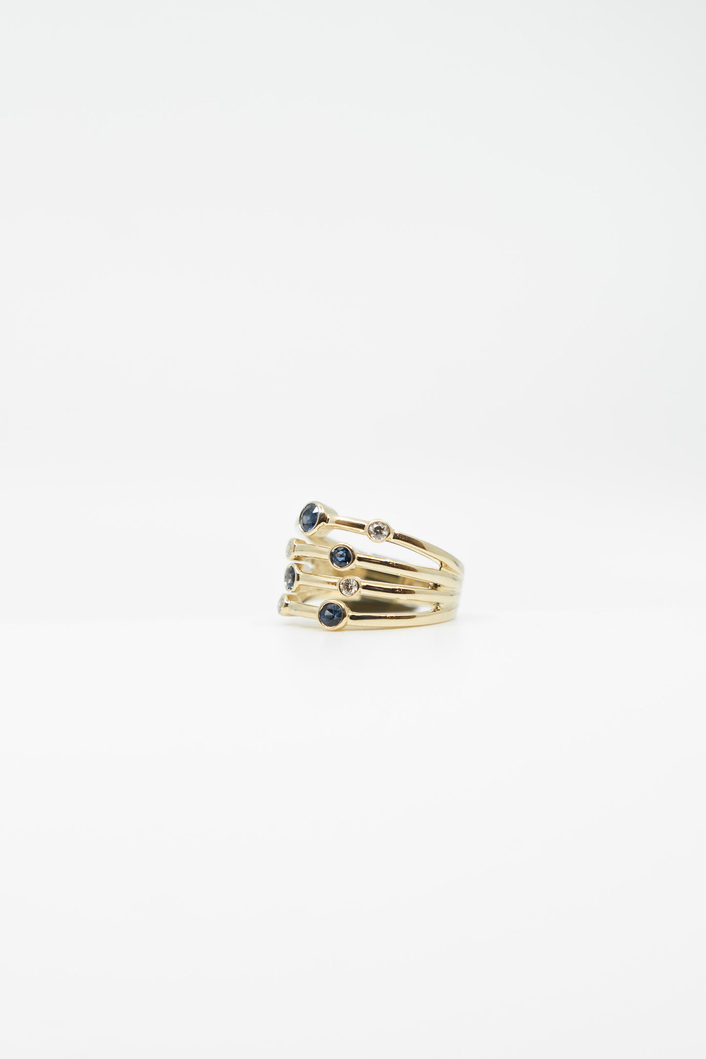 Art-Deco Style Sapphire Band