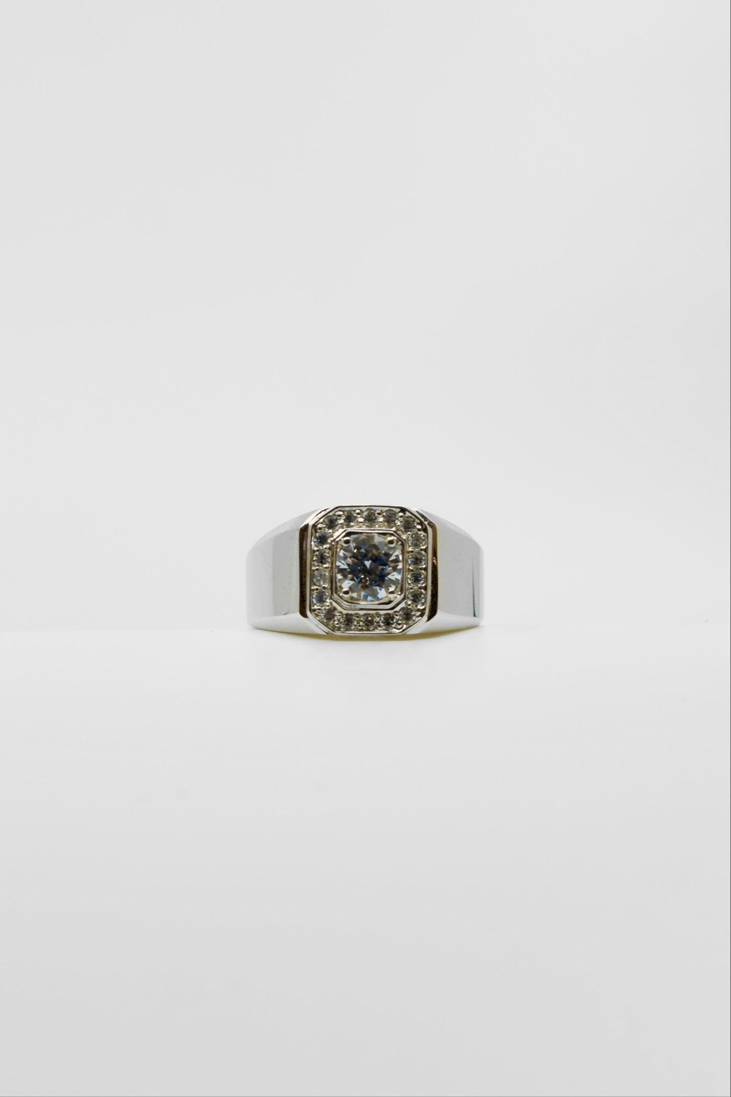 1.00 Carat Diamond Signet Ring