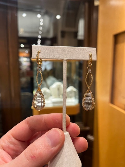18k YWG Earrings