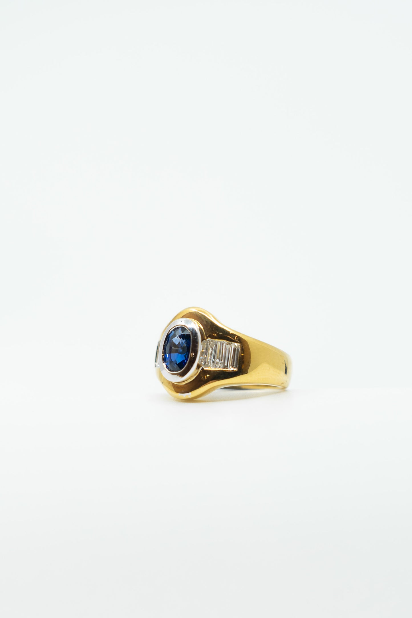 Bezelled Yellow & White Gold Sapphire Ring