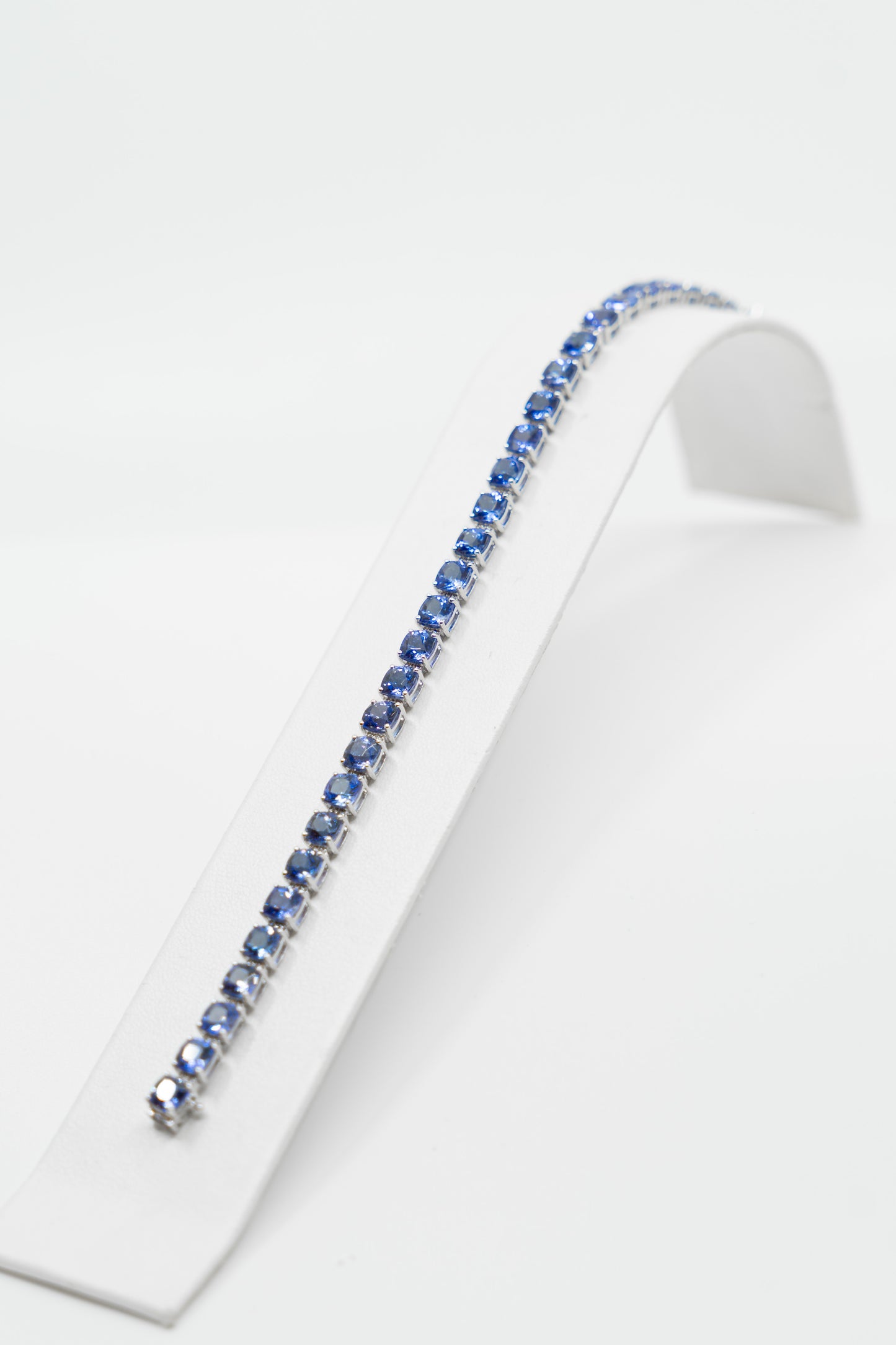 Cushion Cut Tanzanite Bracelet