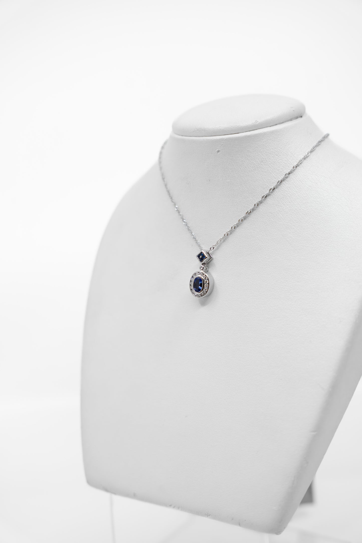 Bezelled Tanzanite Pendant