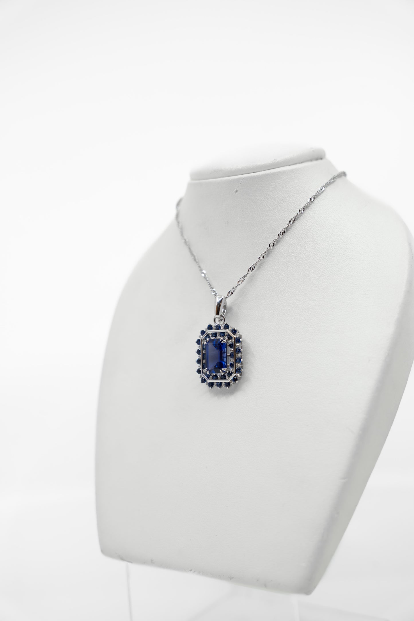 4.55 Carat Tanzanite & Sapphire Pendant