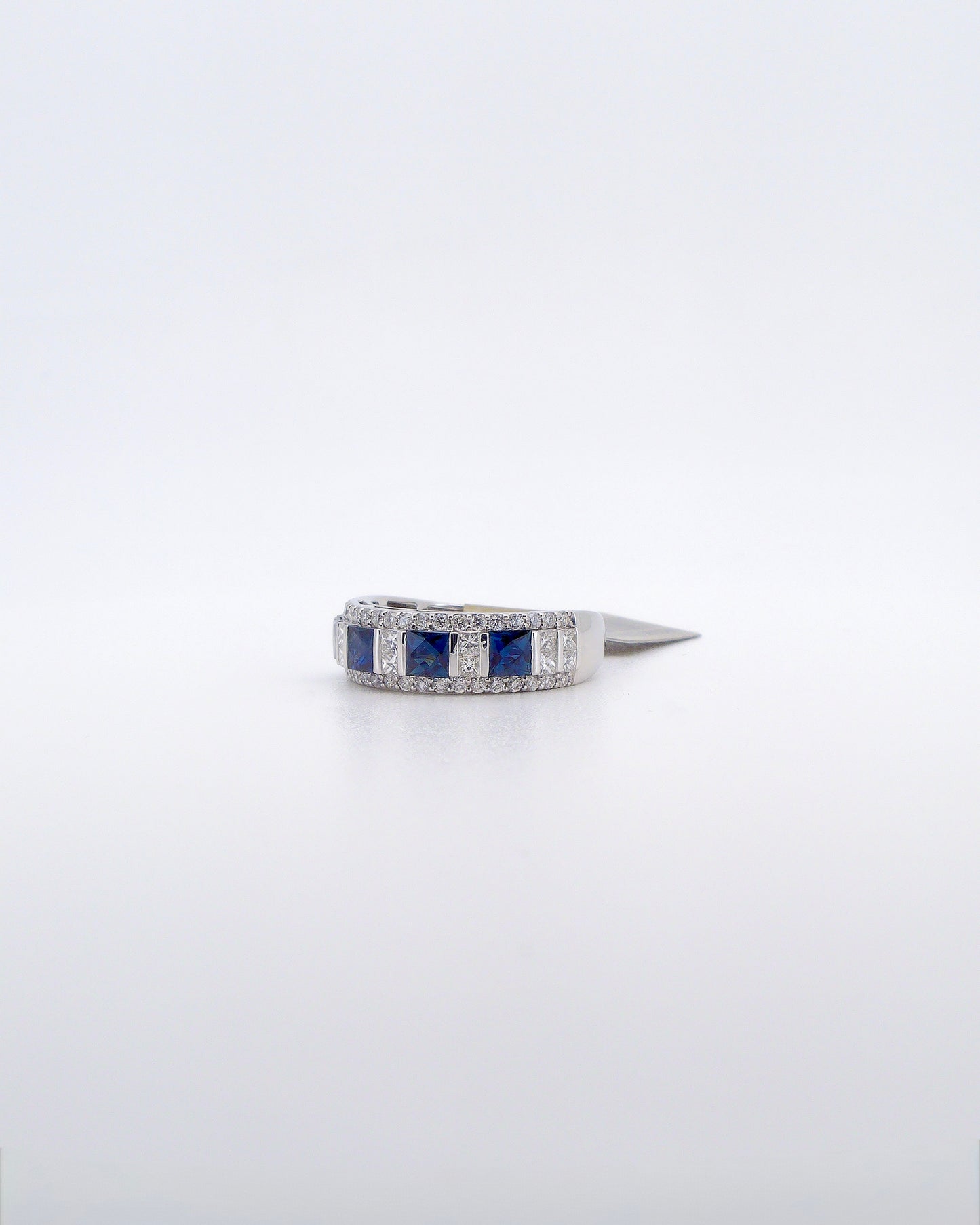 4-Stone Princess Cut Sapphire Band