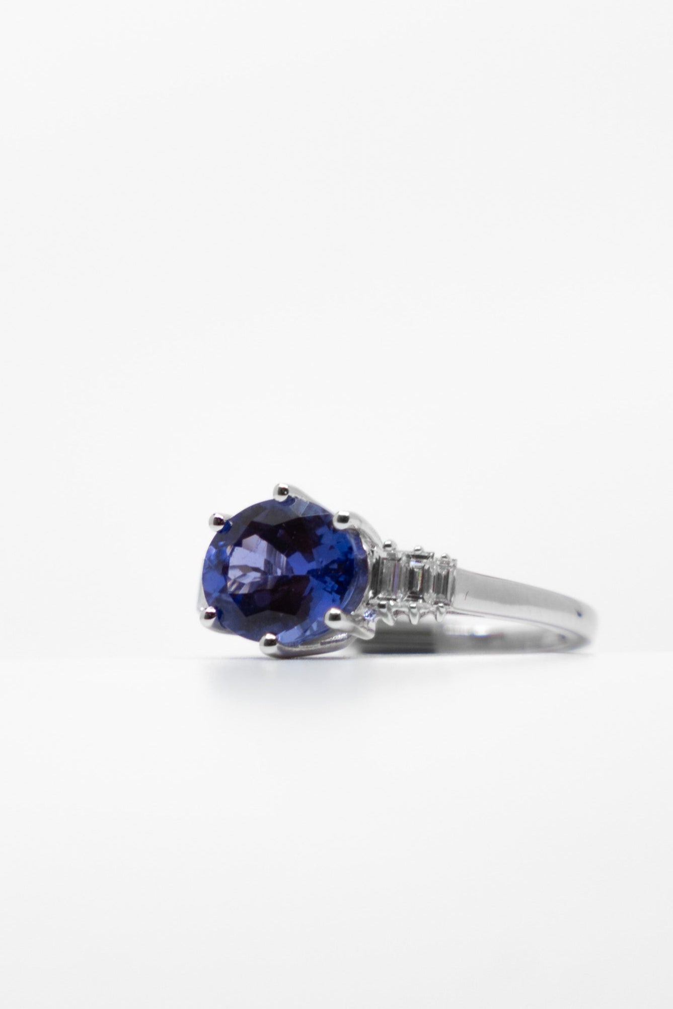 Tanzanite & Diamond Evening Ring