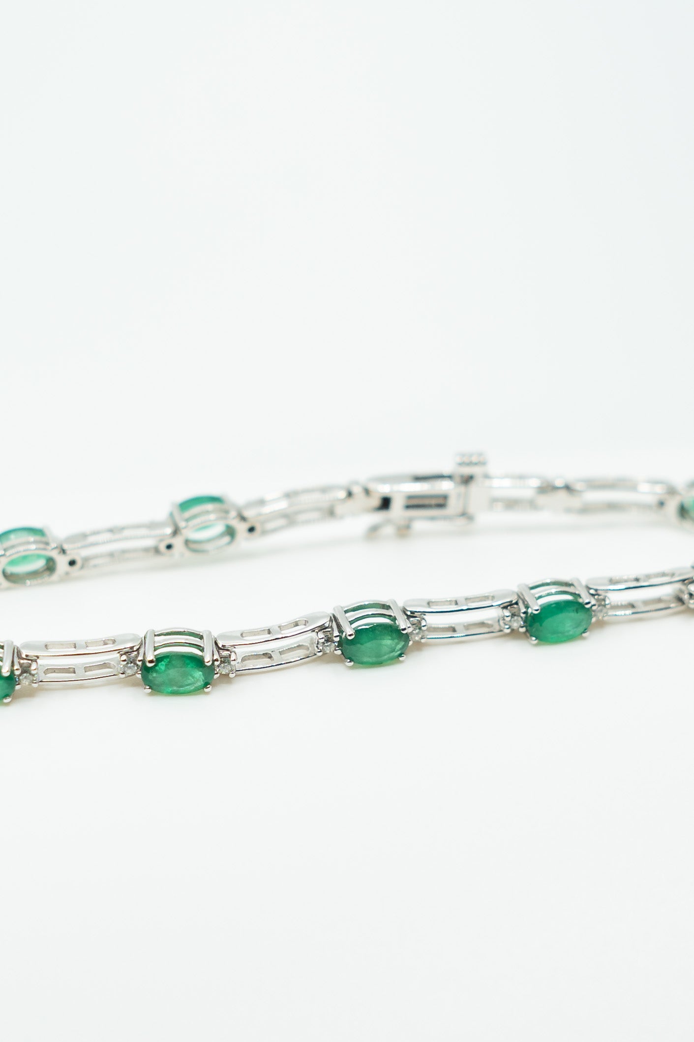 Emerald & Diamond Open Link Bracelet