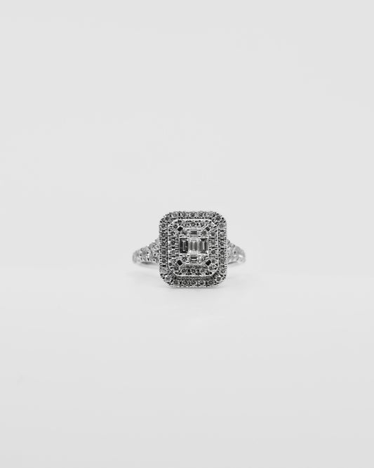 Illusionary Set Baguette Diamond Ring
