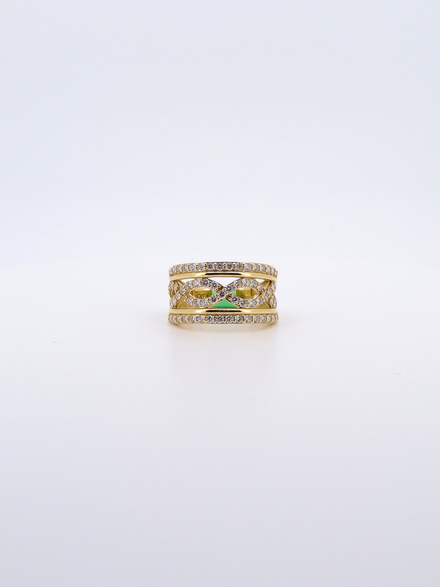 Twisted Diamond Band