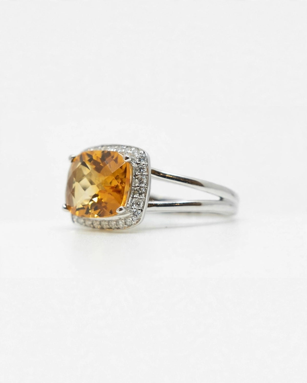 Split Band Citrine & Diamond Ring
