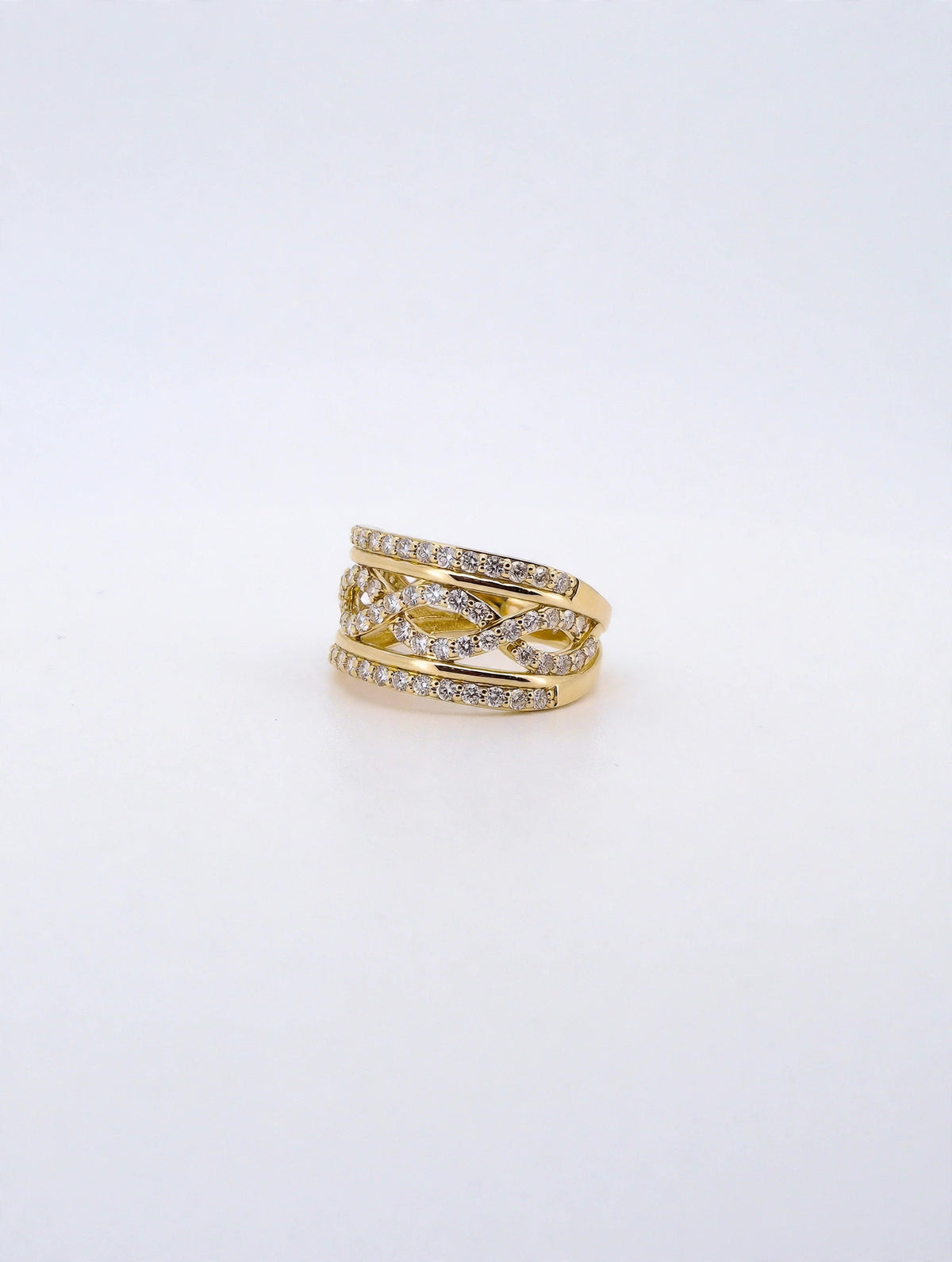 Twisted Diamond Band